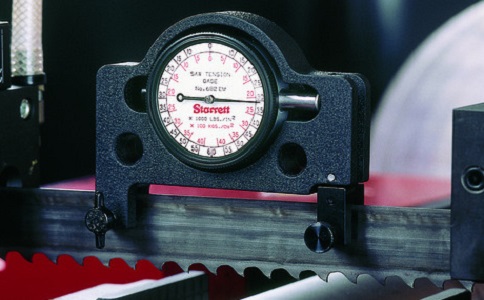 大理锯切钛合金用双金属带锯条还是硬质合金带锯条？